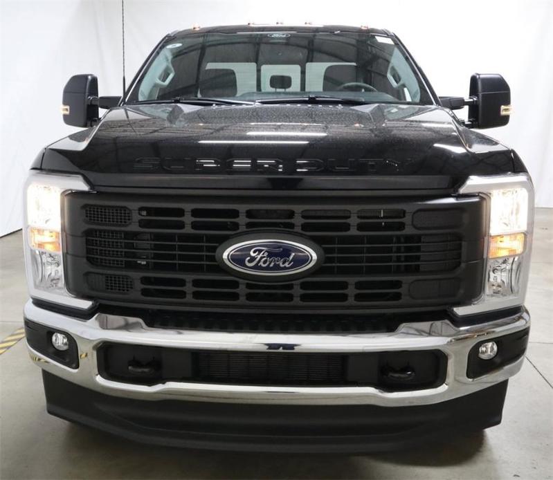 new 2024 Ford F-350 car, priced at $72,235