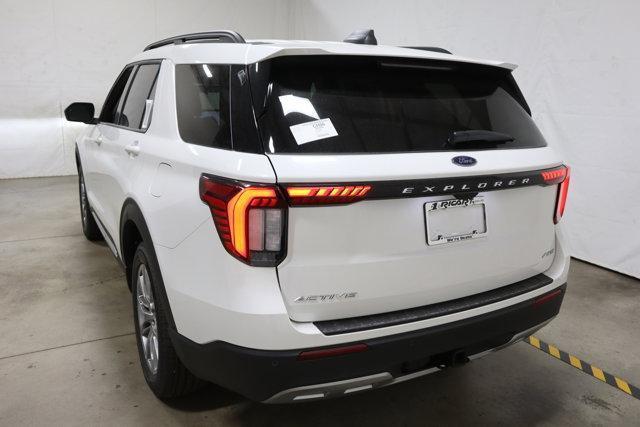 new 2025 Ford Explorer car, priced at $46,400