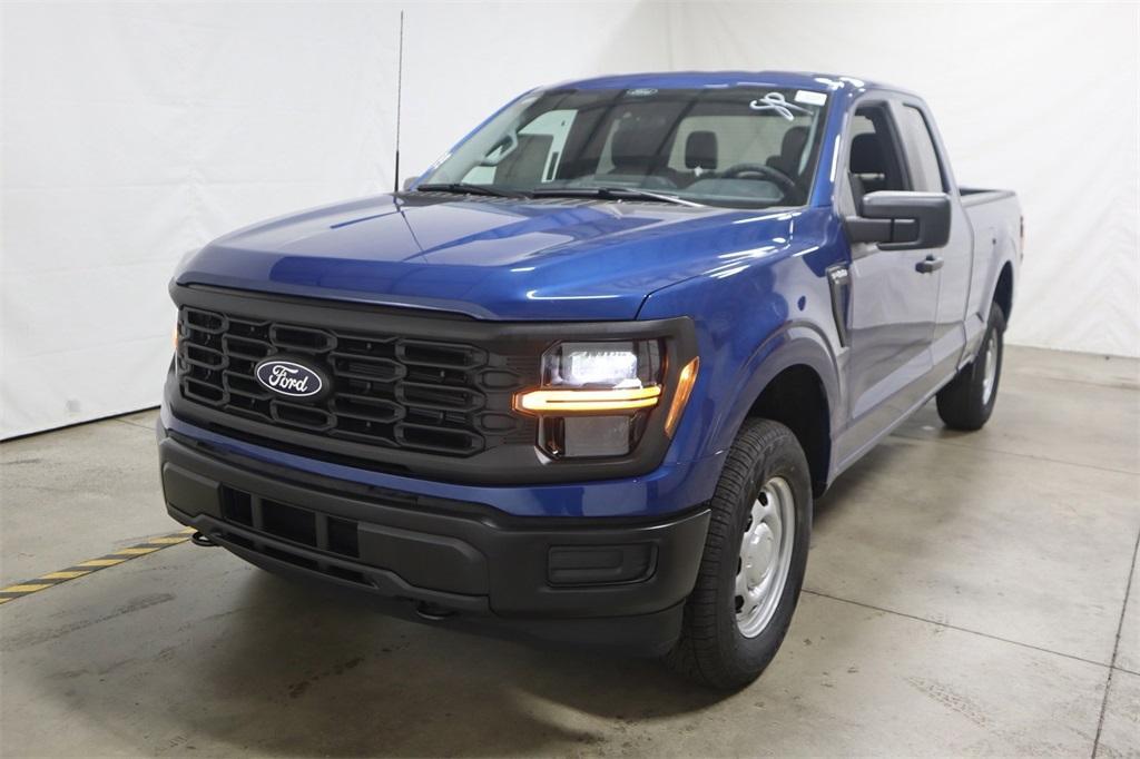 new 2024 Ford F-150 car, priced at $45,425