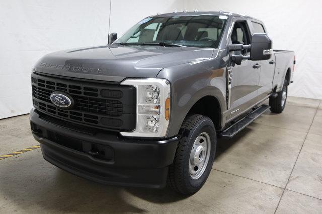 new 2024 Ford F-350 car, priced at $66,693