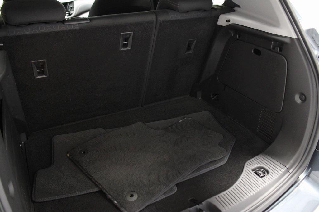 used 2022 Chevrolet Trax car, priced at $18,311