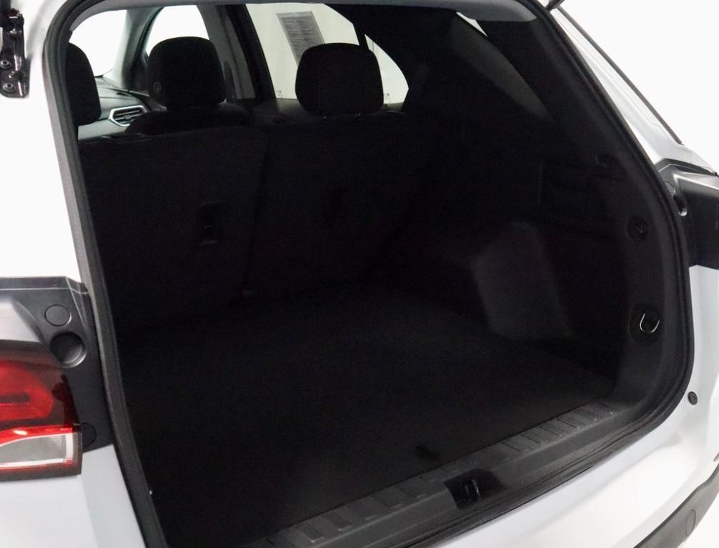 used 2023 Chevrolet Equinox car, priced at $23,574