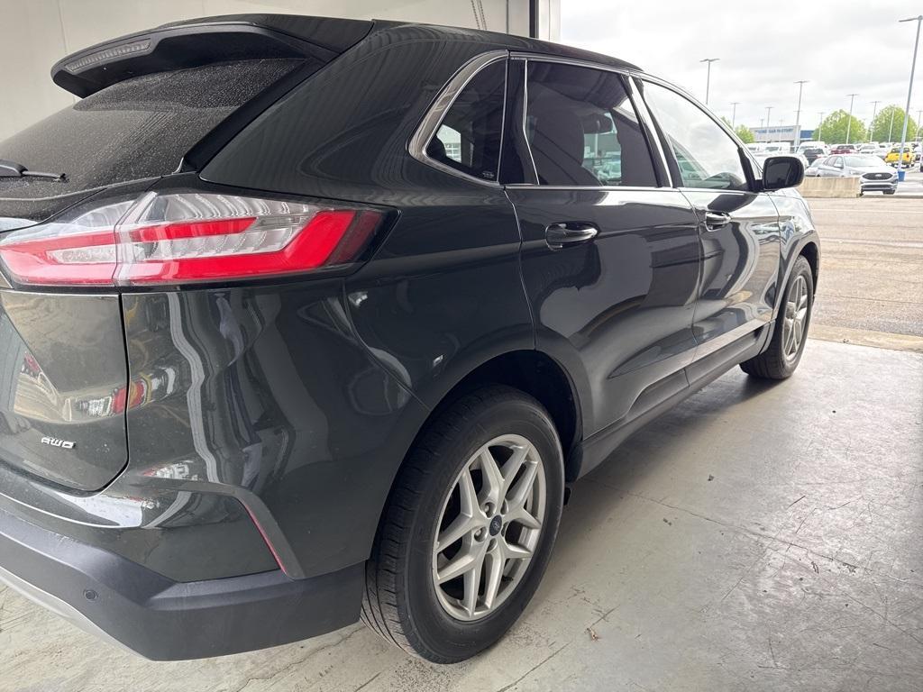 used 2022 Ford Edge car, priced at $22,942