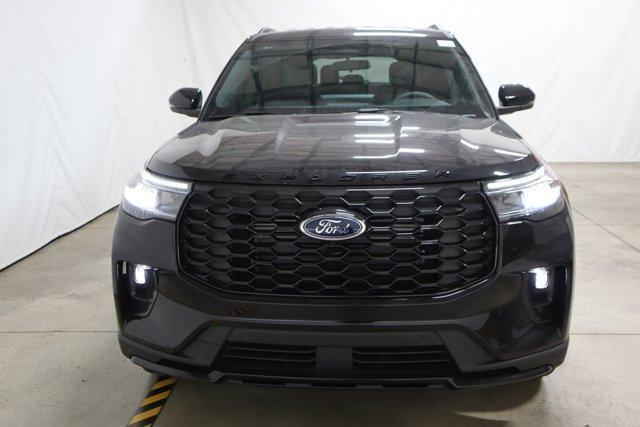 new 2025 Ford Explorer car, priced at $47,855