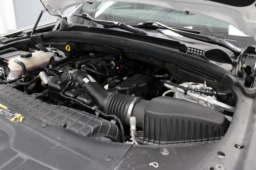 used 2023 Jeep Grand Cherokee car, priced at $30,275