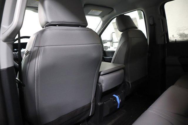 new 2025 Ford F-250 car, priced at $56,740