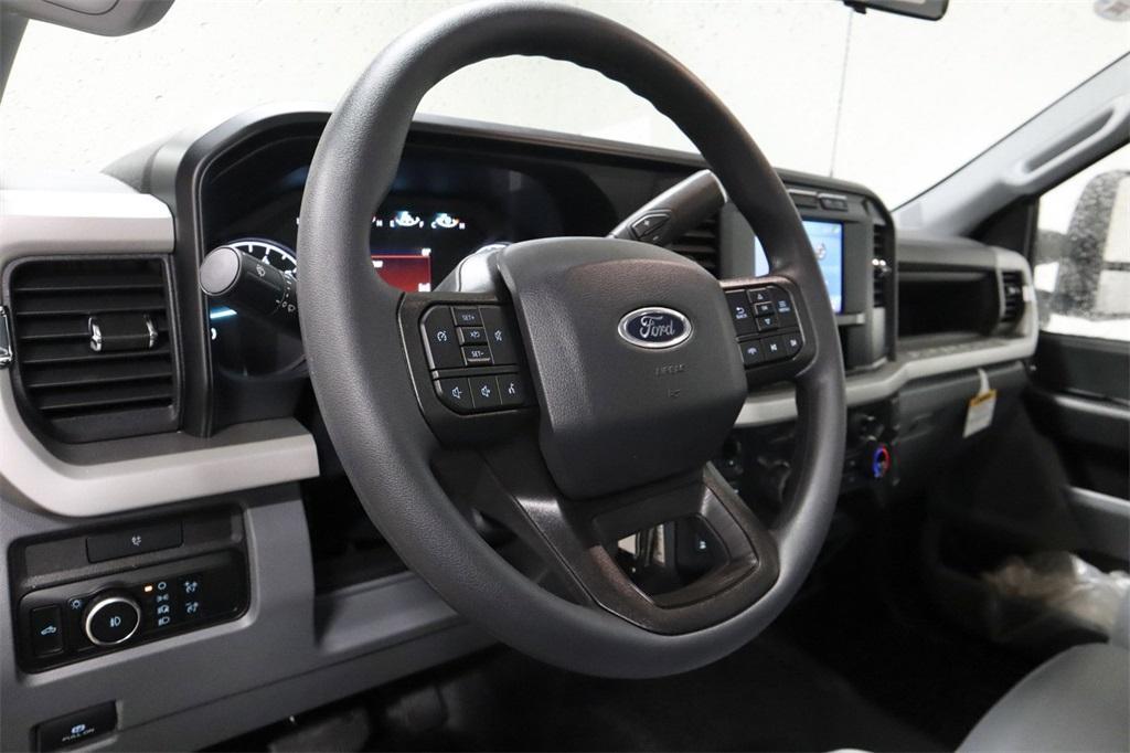 new 2024 Ford F-350 car, priced at $54,595