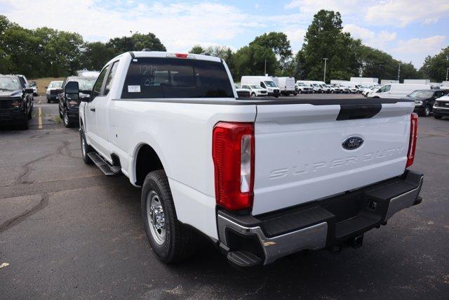 new 2024 Ford F-250 car, priced at $45,455