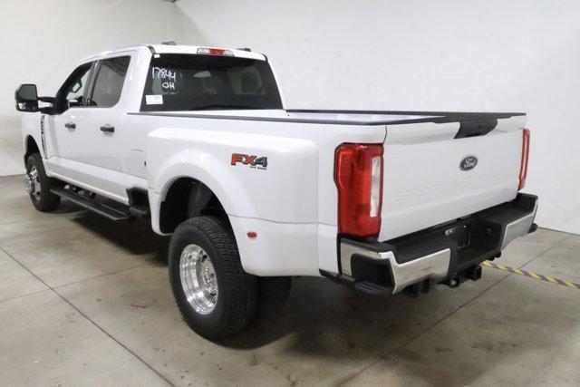 new 2025 Ford F-350 car, priced at $63,025