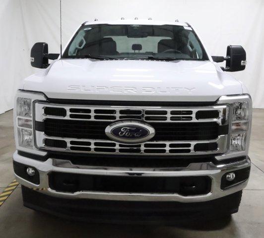 new 2025 Ford F-350 car, priced at $63,025