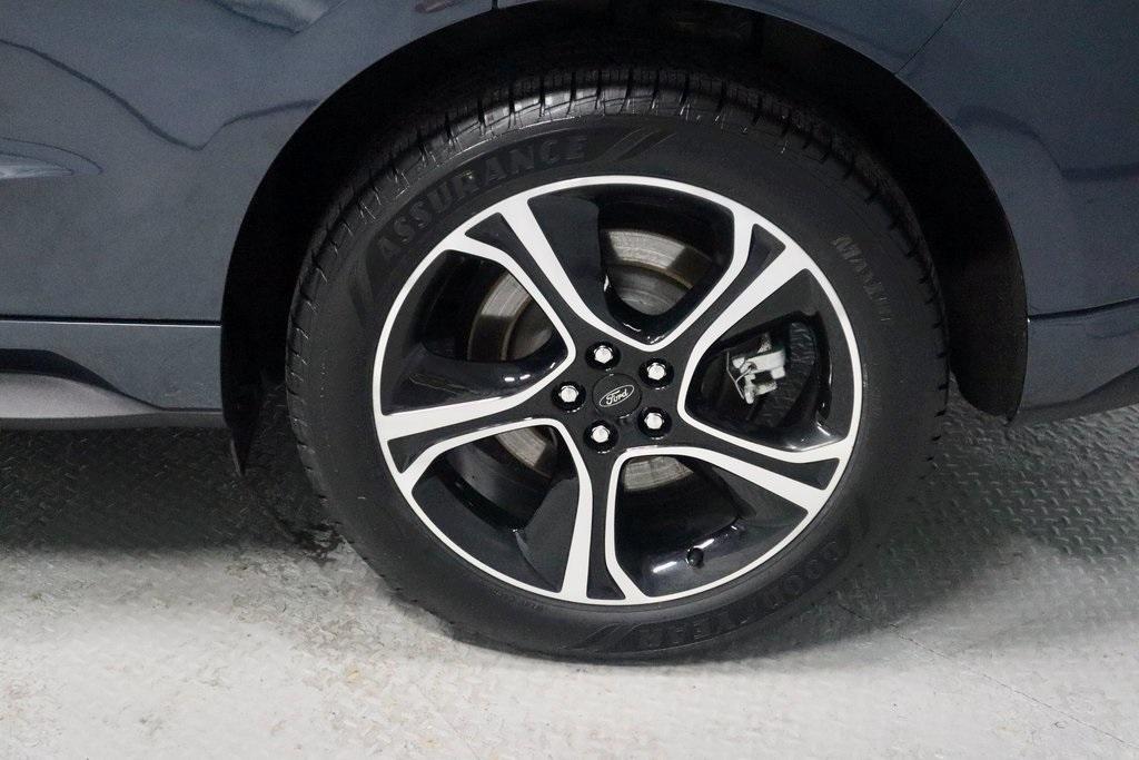 used 2022 Ford Edge car, priced at $28,886