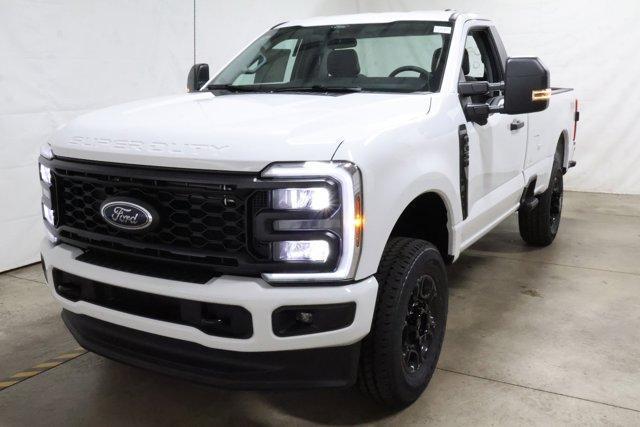 new 2025 Ford F-350 car, priced at $58,170