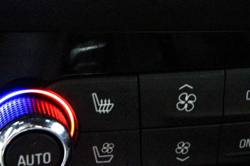 used 2024 Buick Enclave car, priced at $32,156