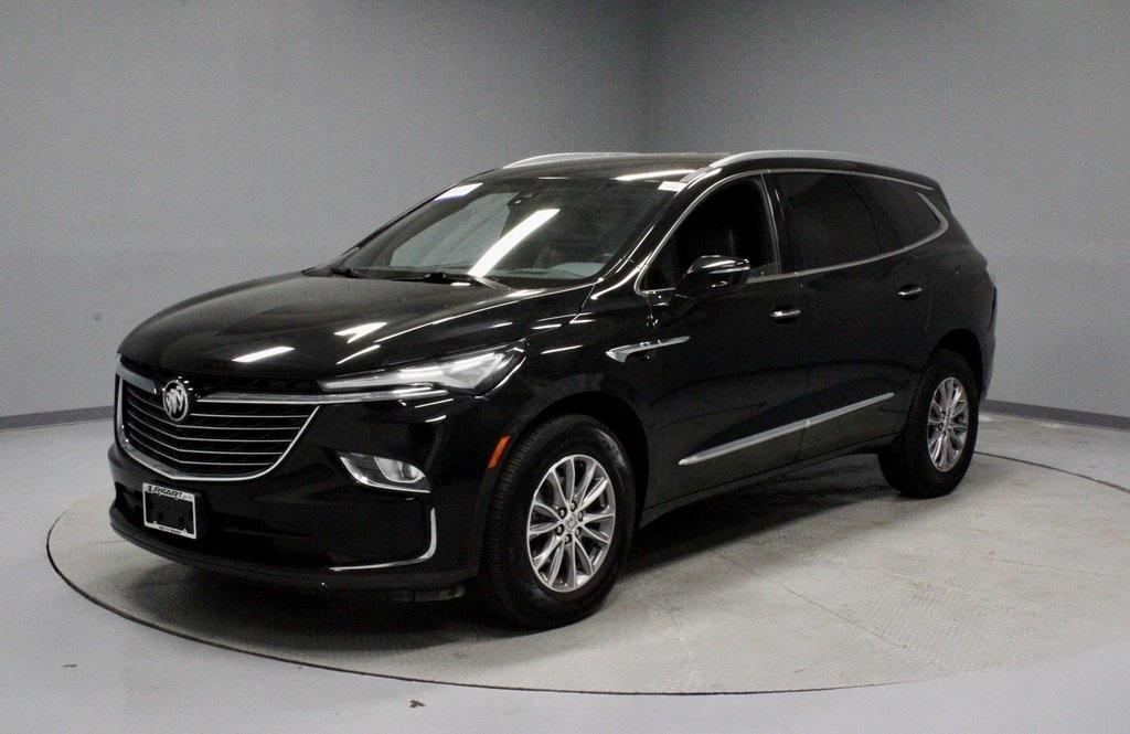 used 2024 Buick Enclave car, priced at $32,156