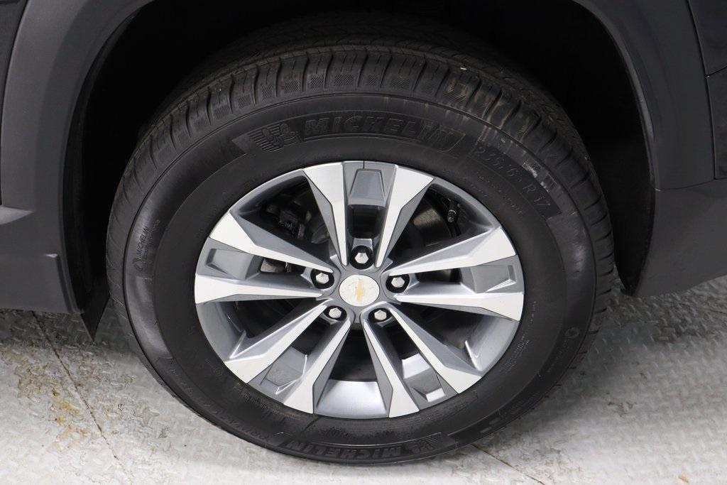 used 2025 Chevrolet Equinox car, priced at $28,569