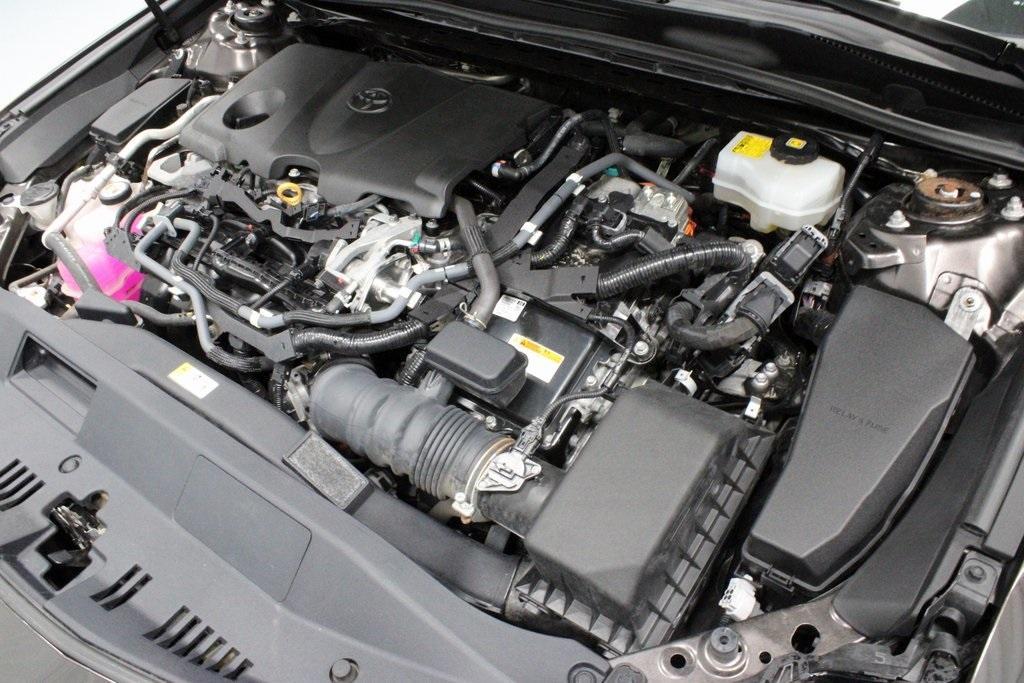 used 2018 Toyota Camry Hybrid car, priced at $19,796