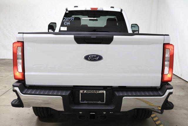 new 2025 Ford F-350 car, priced at $58,740