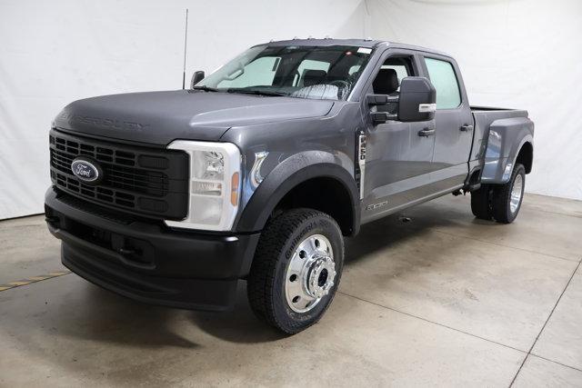 new 2026 Ford F-450 car, priced at $72,635