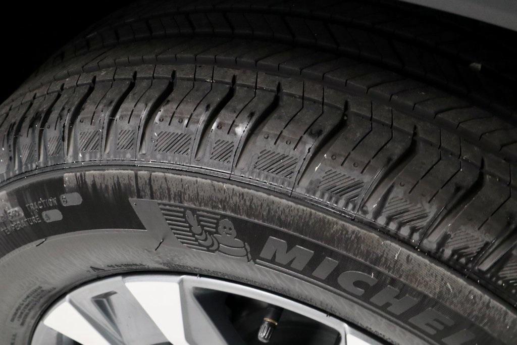 used 2025 Chevrolet Equinox car, priced at $27,708