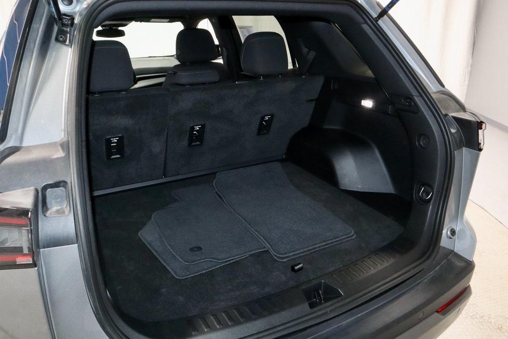 used 2025 Chevrolet Equinox car, priced at $27,708