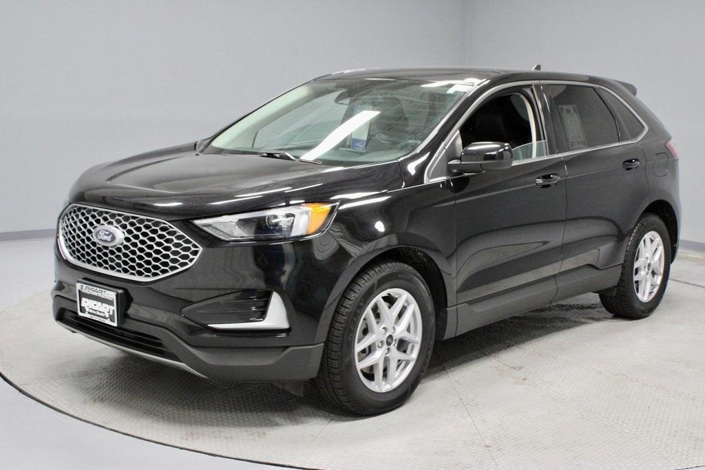 used 2024 Ford Edge car, priced at $21,608