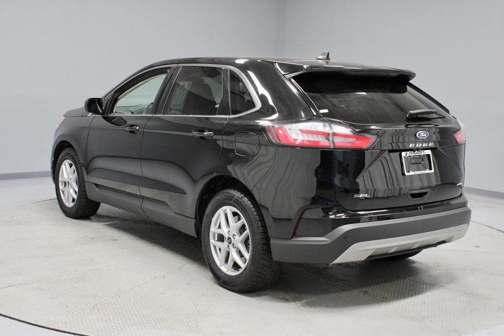 used 2024 Ford Edge car, priced at $21,608
