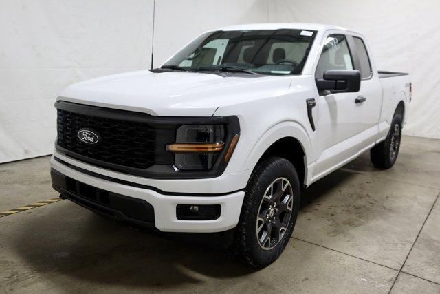 new 2025 Ford F-150 car, priced at $50,525