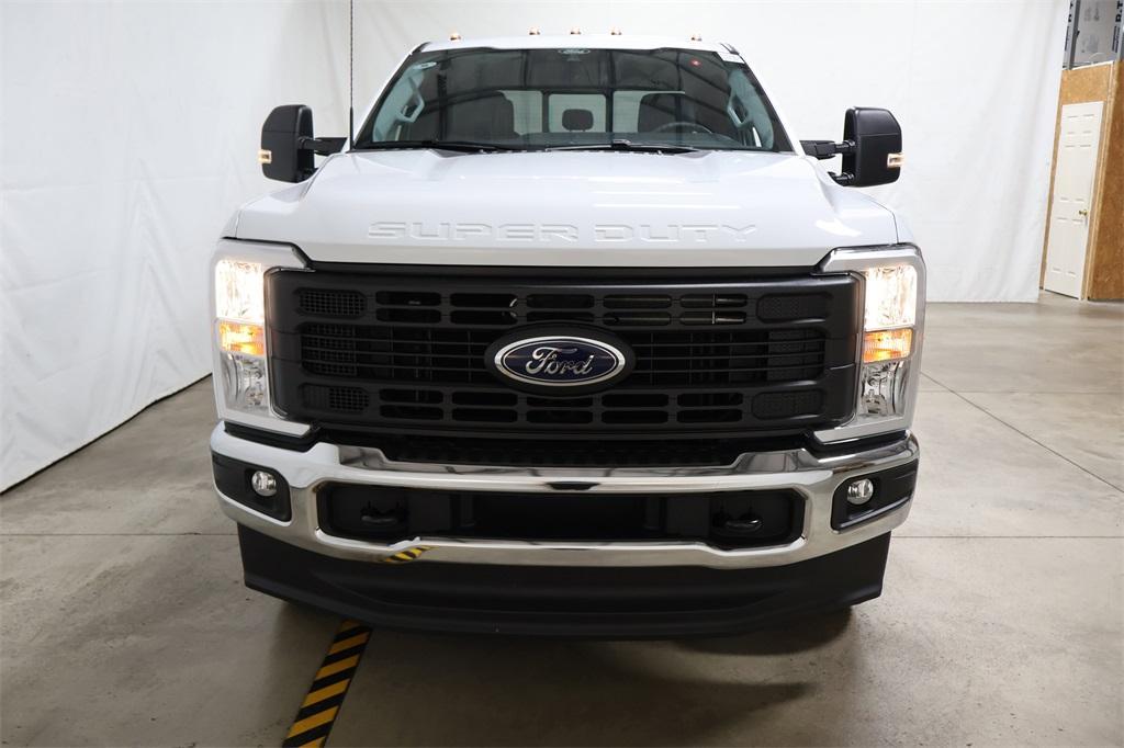 new 2025 Ford F-250 car, priced at $54,625