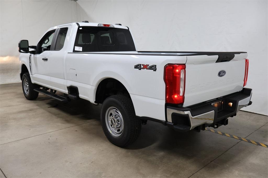 new 2025 Ford F-250 car, priced at $54,625