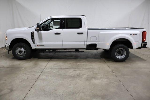 new 2025 Ford F-350 car, priced at $73,260