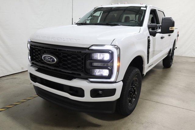 new 2024 Ford F-350 car, priced at $64,322