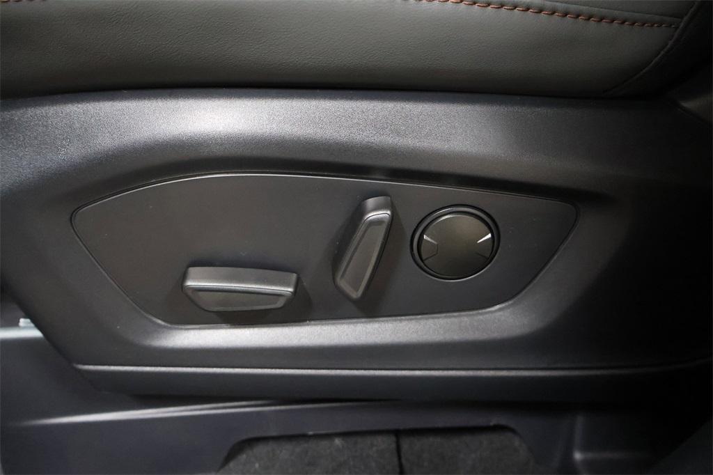 new 2025 Ford Explorer car, priced at $50,710