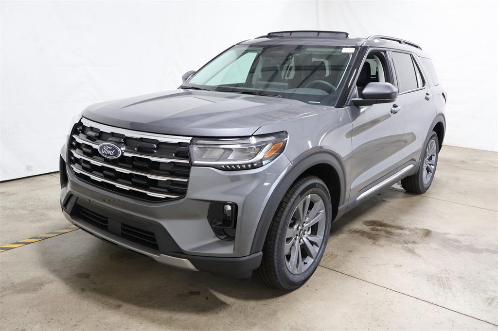 new 2025 Ford Explorer car, priced at $50,710