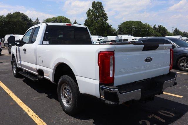 new 2024 Ford F-250 car, priced at $45,455