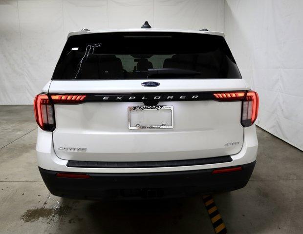 new 2025 Ford Explorer car, priced at $41,890