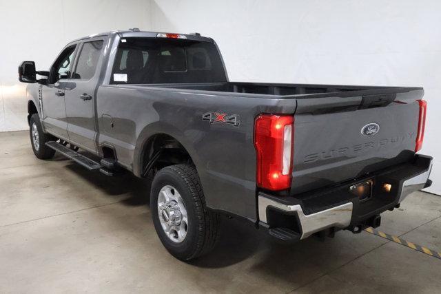 new 2025 Ford F-350 car, priced at $71,115