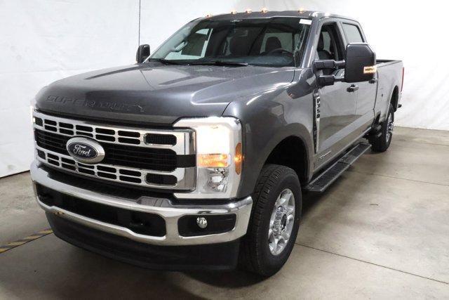 new 2025 Ford F-350 car, priced at $71,115