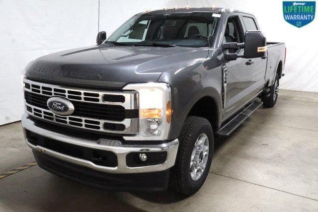 new 2025 Ford F-350 car, priced at $71,115