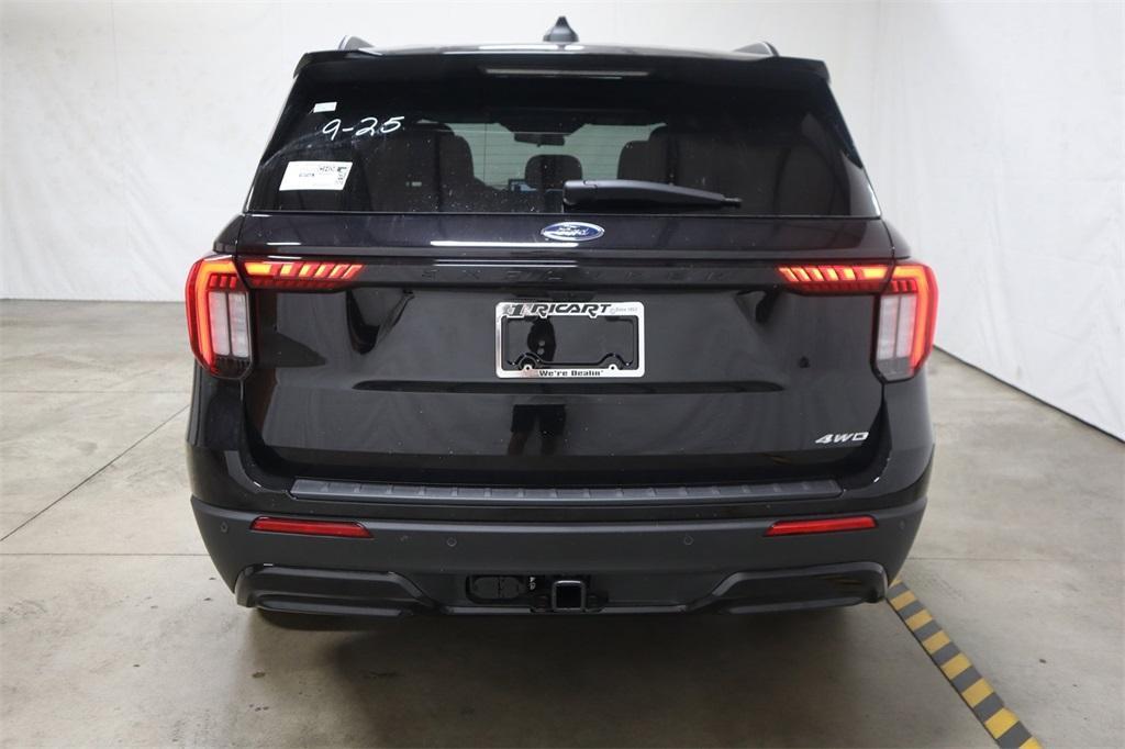 new 2025 Ford Explorer car, priced at $49,105