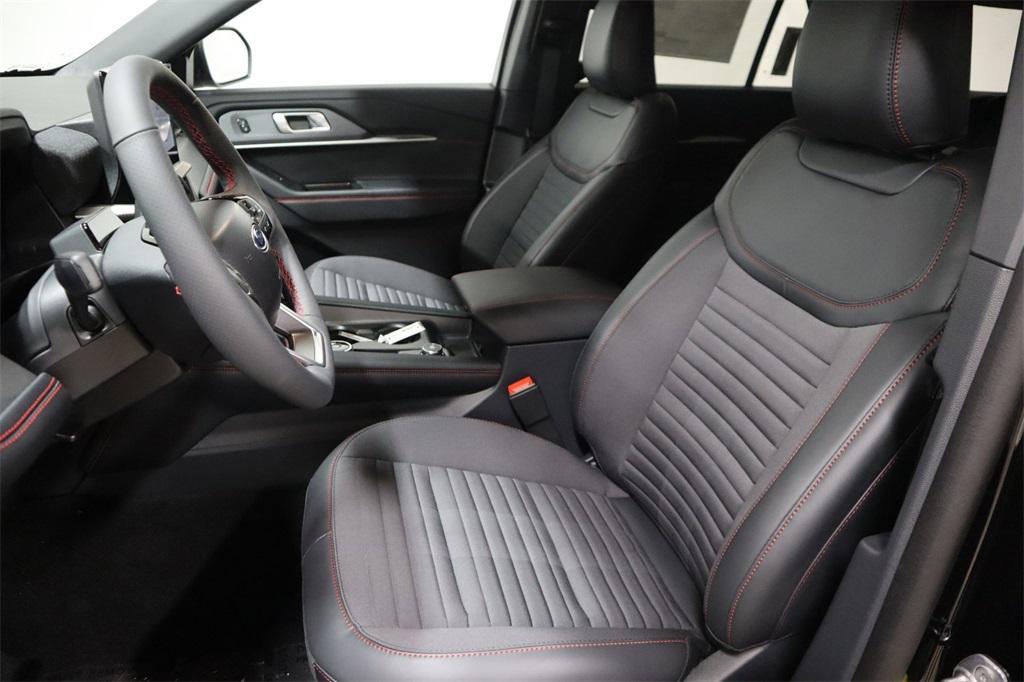 new 2025 Ford Explorer car, priced at $49,105