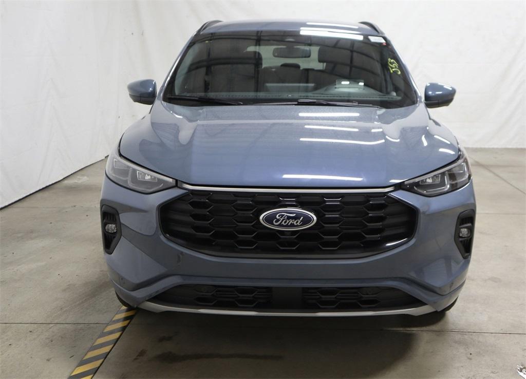 new 2025 Ford Escape car, priced at $39,140