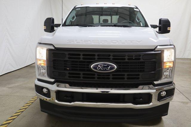 new 2024 Ford F-350 car, priced at $66,763