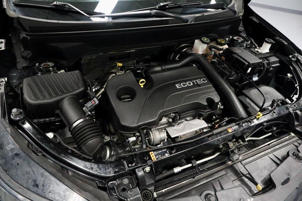 used 2022 Chevrolet Equinox car, priced at $15,994
