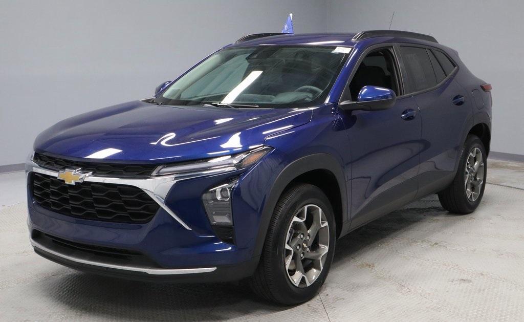 used 2024 Chevrolet Trax car, priced at $20,586