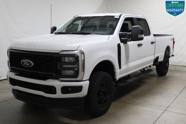 new 2024 Ford F-350 car, priced at $64,604