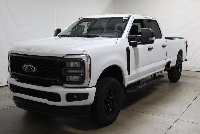 new 2024 Ford F-350 car, priced at $60,214