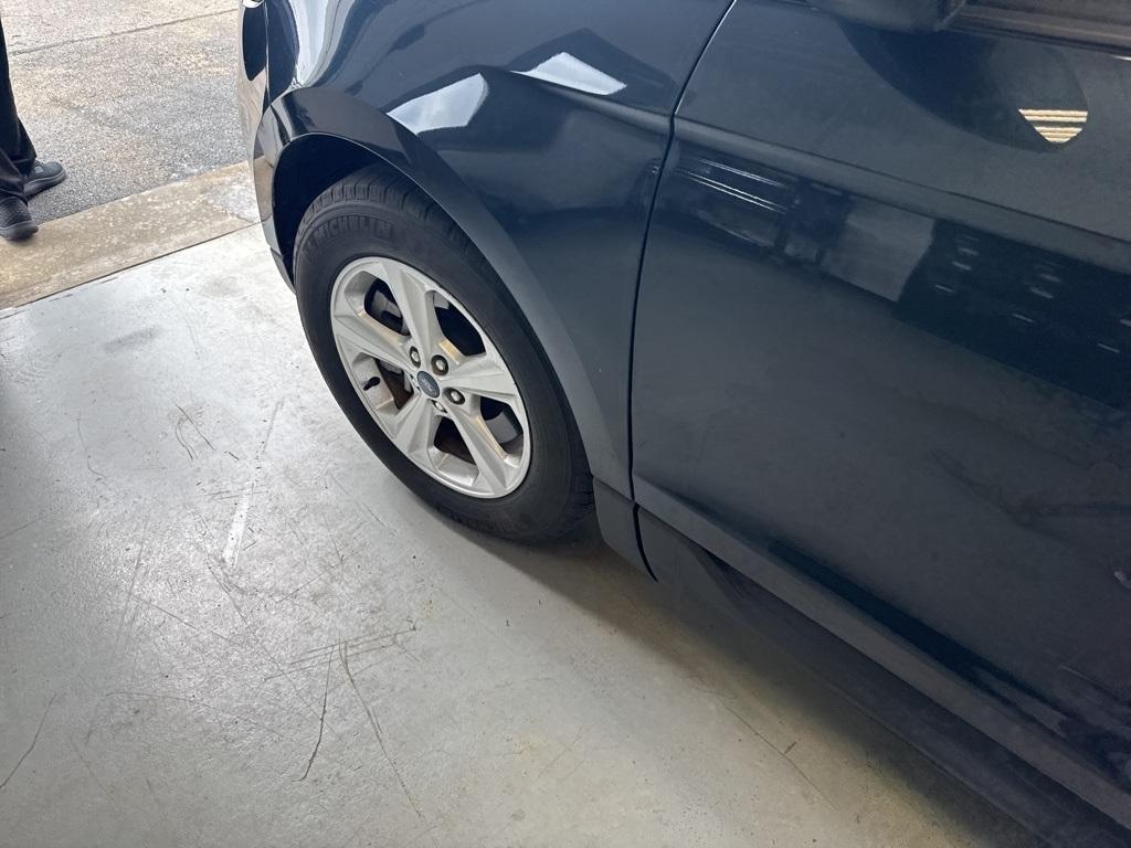 used 2022 Ford Edge car, priced at $19,998
