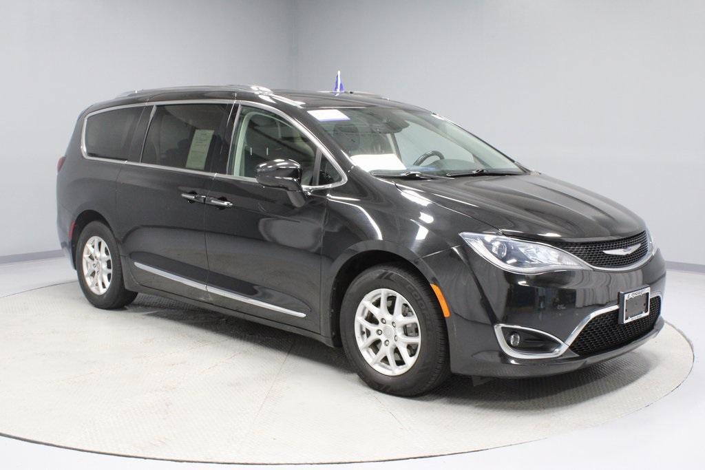 used 2020 Chrysler Pacifica car, priced at $19,340
