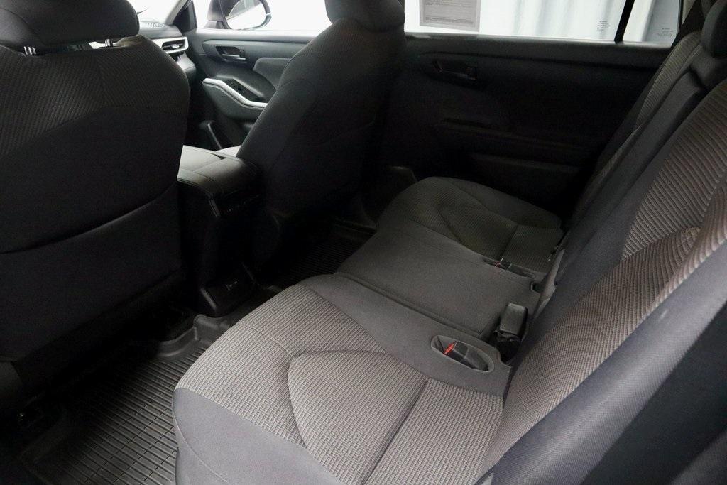 used 2023 Toyota Highlander car, priced at $31,979