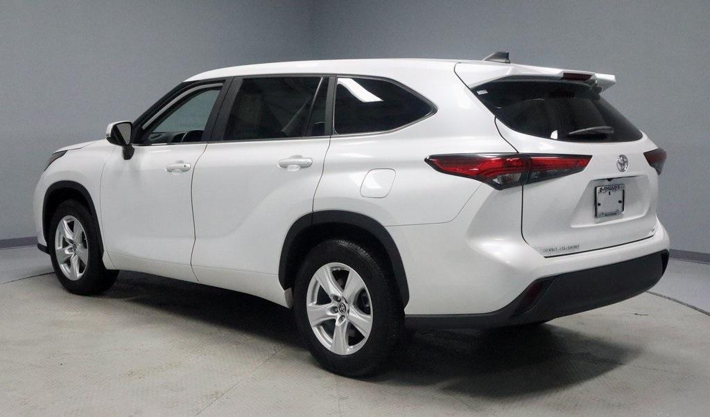 used 2023 Toyota Highlander car, priced at $31,979